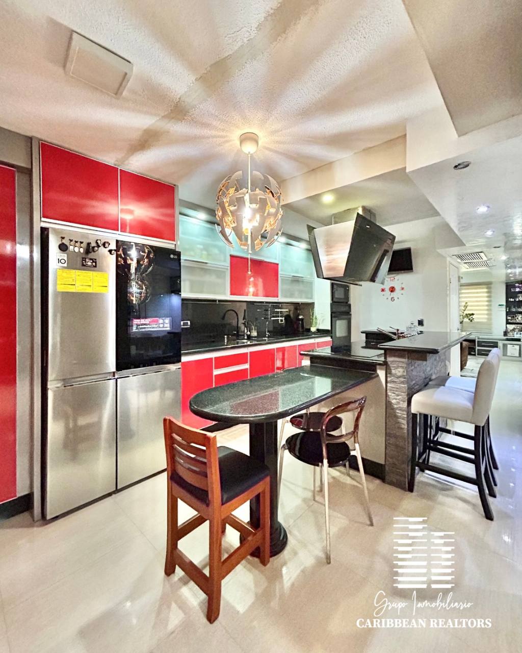 EN VENTA DOS TOWNHOSES INTEGRADOS EN EL CONJUNTO RESIDENCIAL VILLAS DEL VALLE. EL VALLE DEL ESPIRITU SANTO.