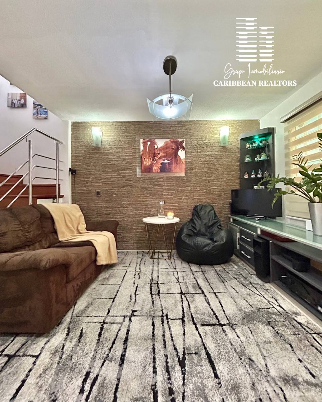 EN VENTA DOS TOWNHOSES INTEGRADOS EN EL CONJUNTO RESIDENCIAL VILLAS DEL VALLE. EL VALLE DEL ESPIRITU SANTO.