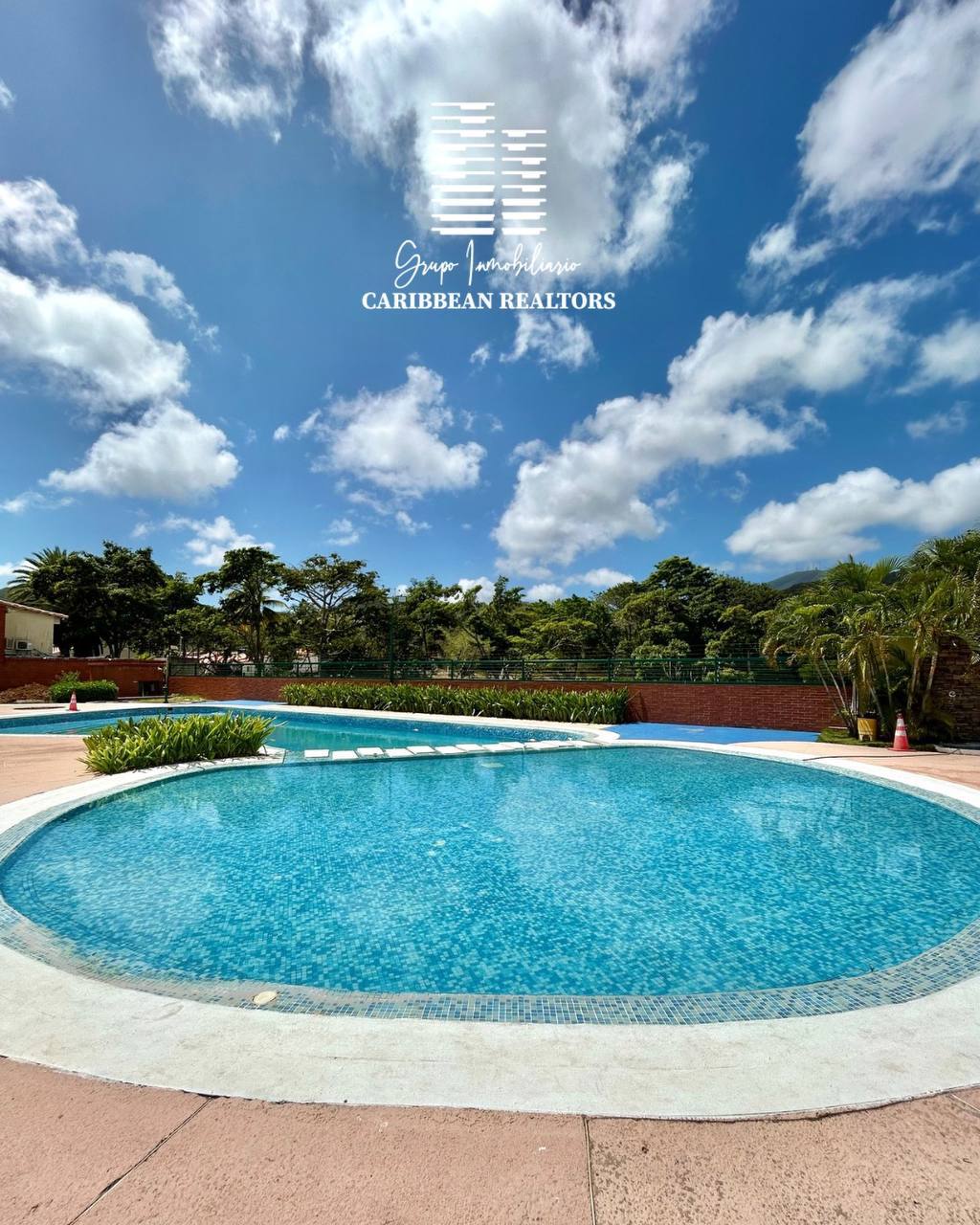 EN VENTA DOS TOWNHOSES INTEGRADOS EN EL CONJUNTO RESIDENCIAL VILLAS DEL VALLE. EL VALLE DEL ESPIRITU SANTO.