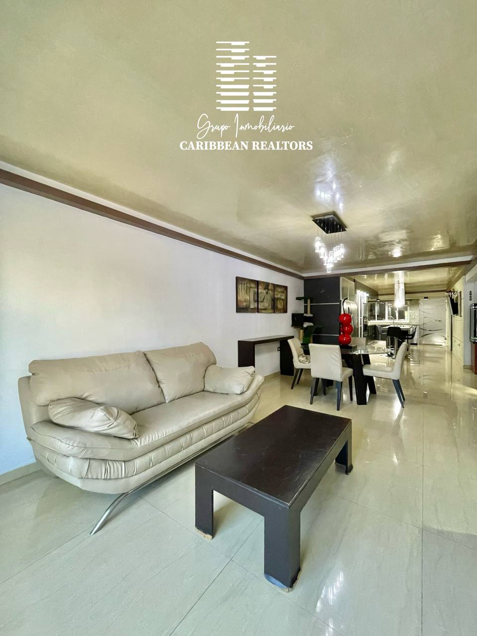 EN VENTA TOWN HOUSE EN EL CONJUNTO RESIDENCIAL AGUAMARINA COUNTRY CLUB. PARAISO II. PAMPATAR.