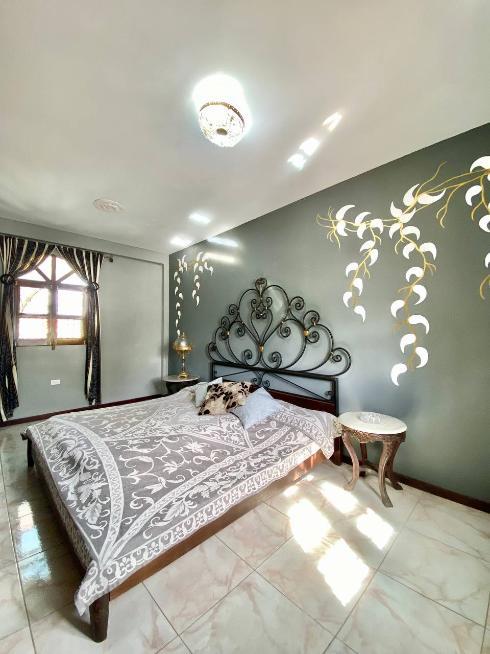 EN VENTA CASA QUINTA EN LA URBANIZACIÓN JORGE COLL.