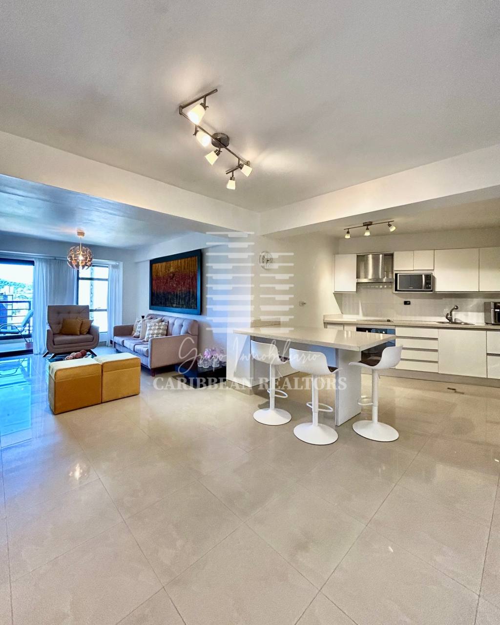 EN VENTA MODERNO APARTAMENTO EN EL CONJUNTO RESIDENCIAL ALAQUA PLAZA & CONDOMINIUM, TORRE 1000. PLAYA EL ANGEL. PAMPATAR.