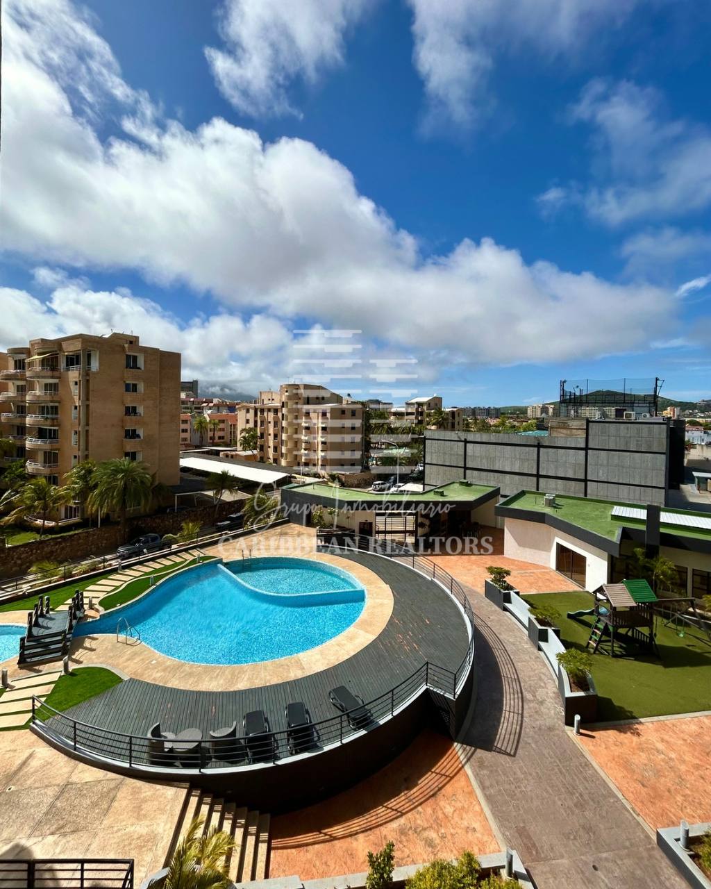EN VENTA MODERNO APARTAMENTO EN EL CONJUNTO RESIDENCIAL ALAQUA PLAZA & CONDOMINIUM, TORRE 1000. PLAYA EL ANGEL. PAMPATAR.