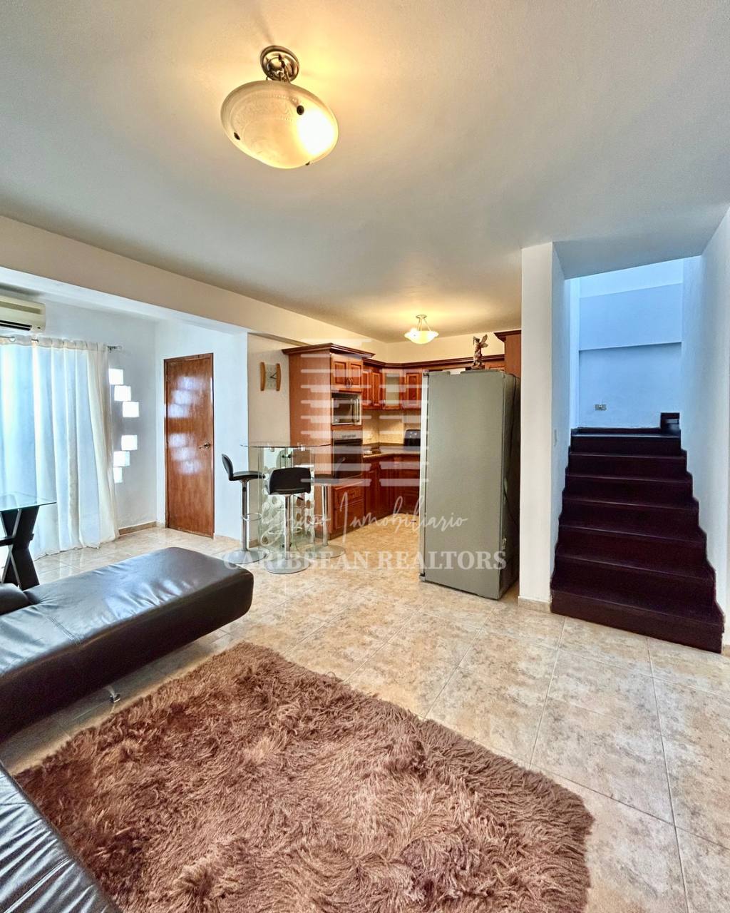 EN VENTA TOWNHOUSE EN EL CONJUNTO RESIDENCIAL VACACIONAL STELLA SOLARIS. PLAYA EL ANGEL.