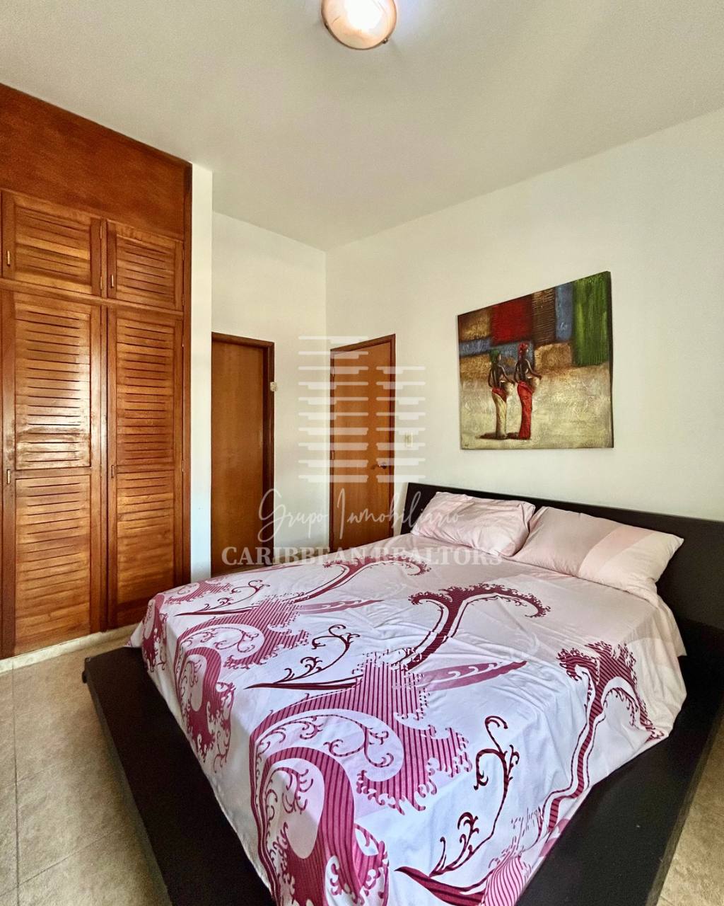 EN VENTA TOWNHOUSE EN EL CONJUNTO RESIDENCIAL VACACIONAL STELLA SOLARIS. PLAYA EL ANGEL.