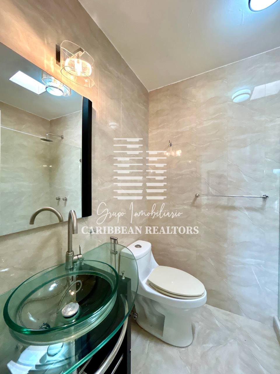 EN VENTA VILLA EN EL CONJUNTO RESIDENCIAL BALEARES VILLAS. PAMPATAR