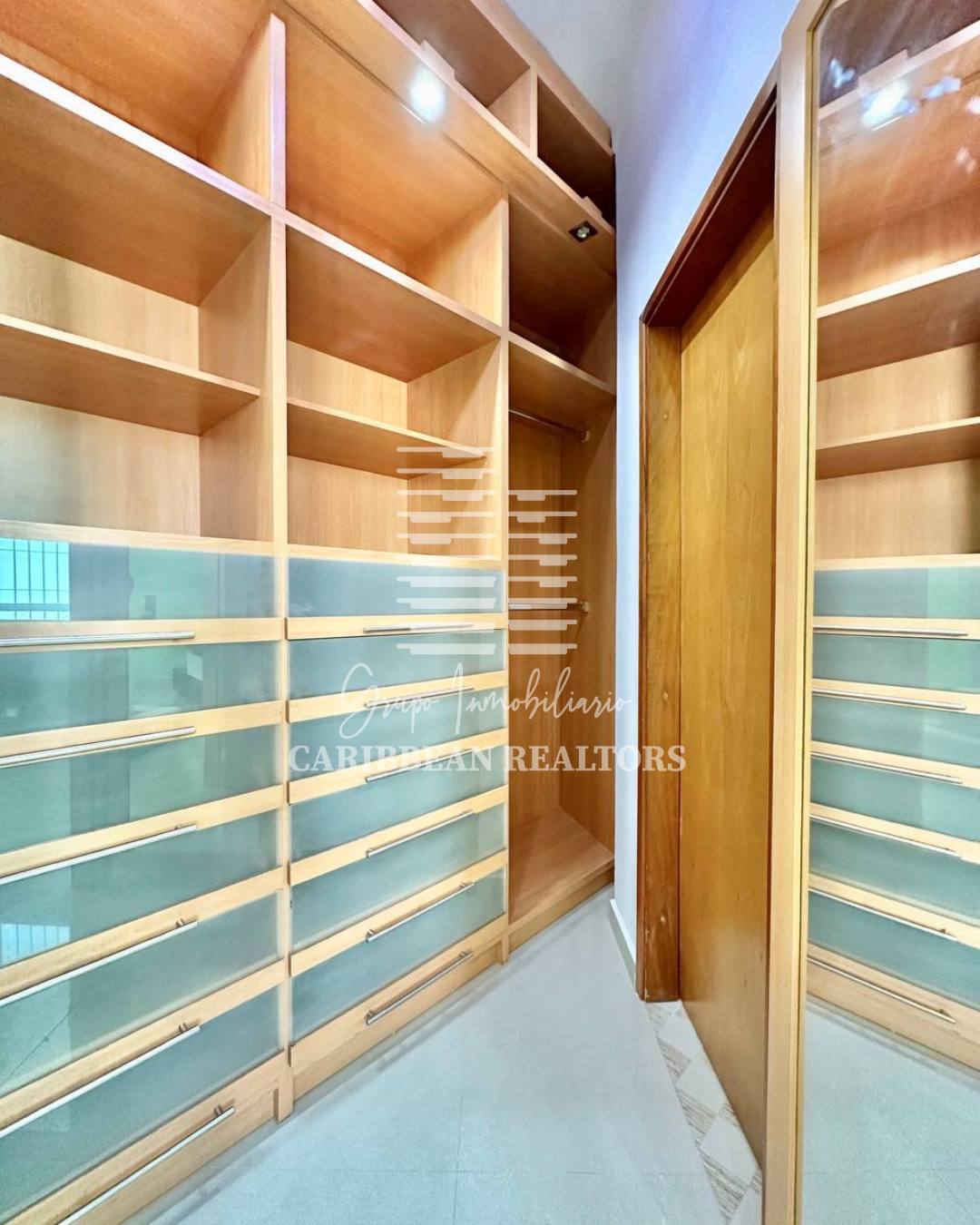 EN VENTA HERMOSA CASA EN EL CONJUNTO RESIDENCIAL MAJESTIC VILLAGE.