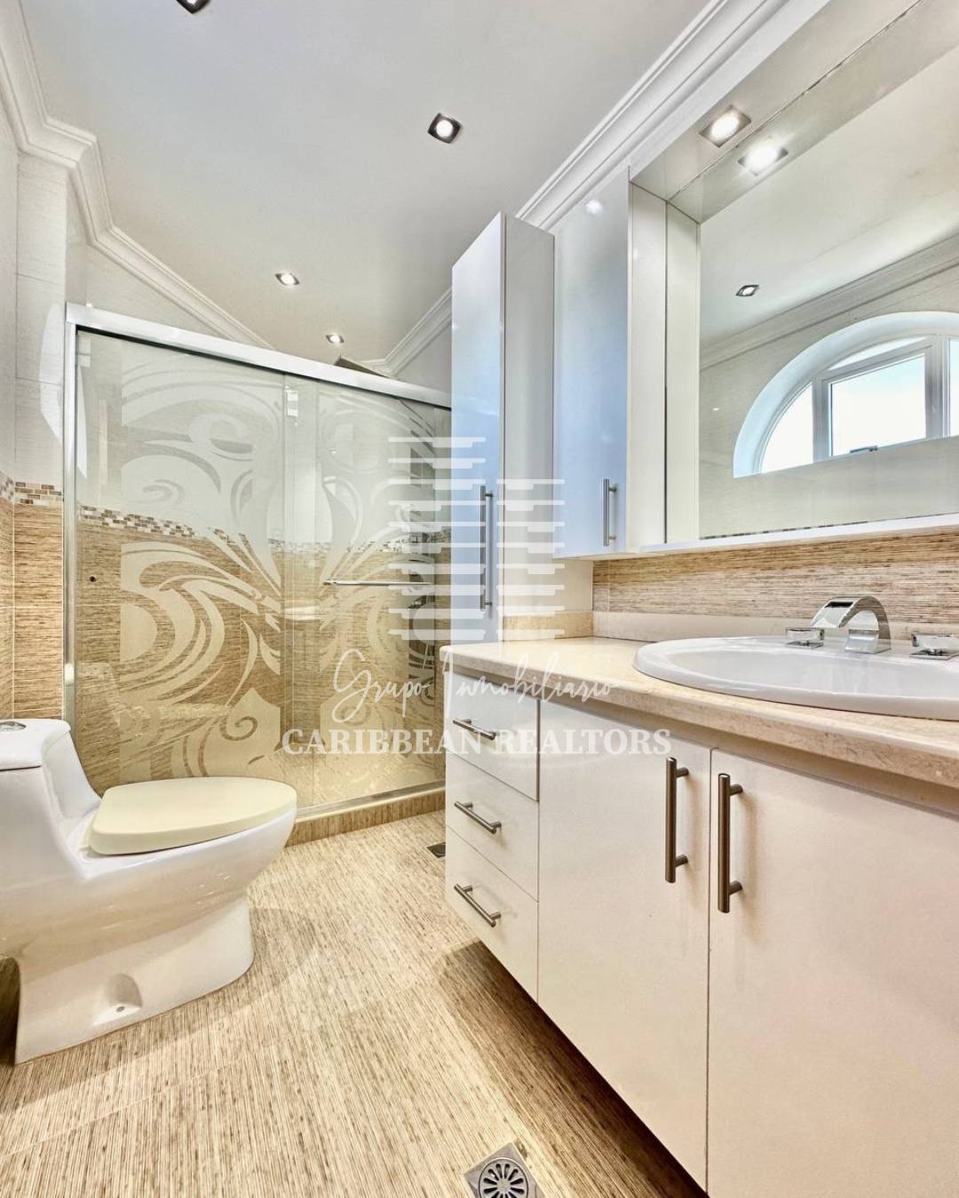 EN VENTA HERMOSA CASA EN EL CONJUNTO RESIDENCIAL MAJESTIC VILLAGE.