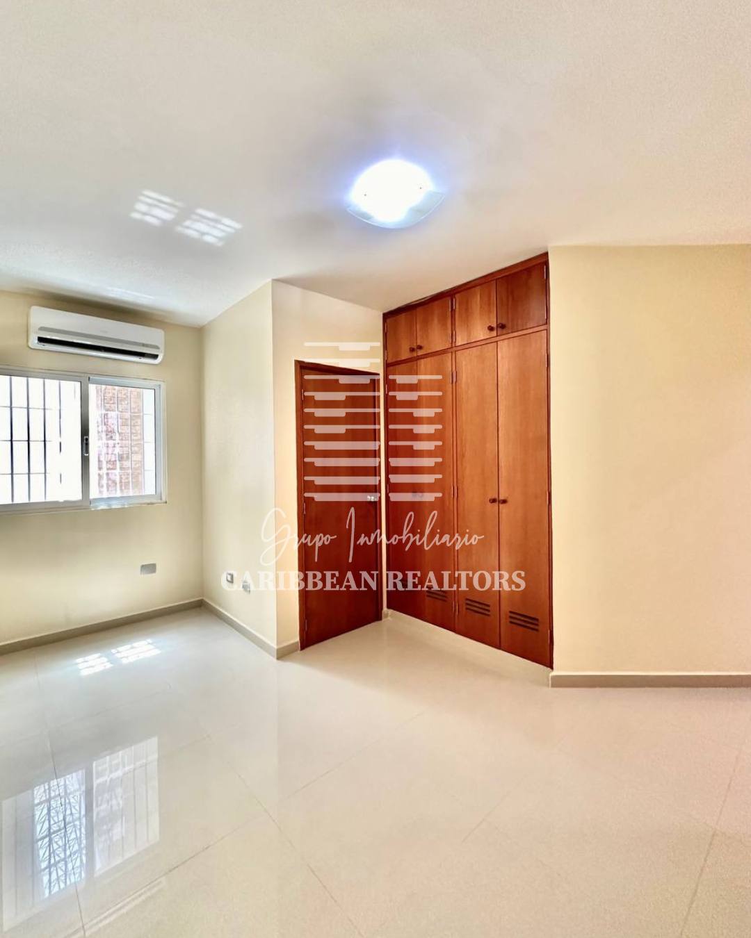 EN VENTA HERMOSA CASA EN EL CONJUNTO RESIDENCIAL MAJESTIC VILLAGE.