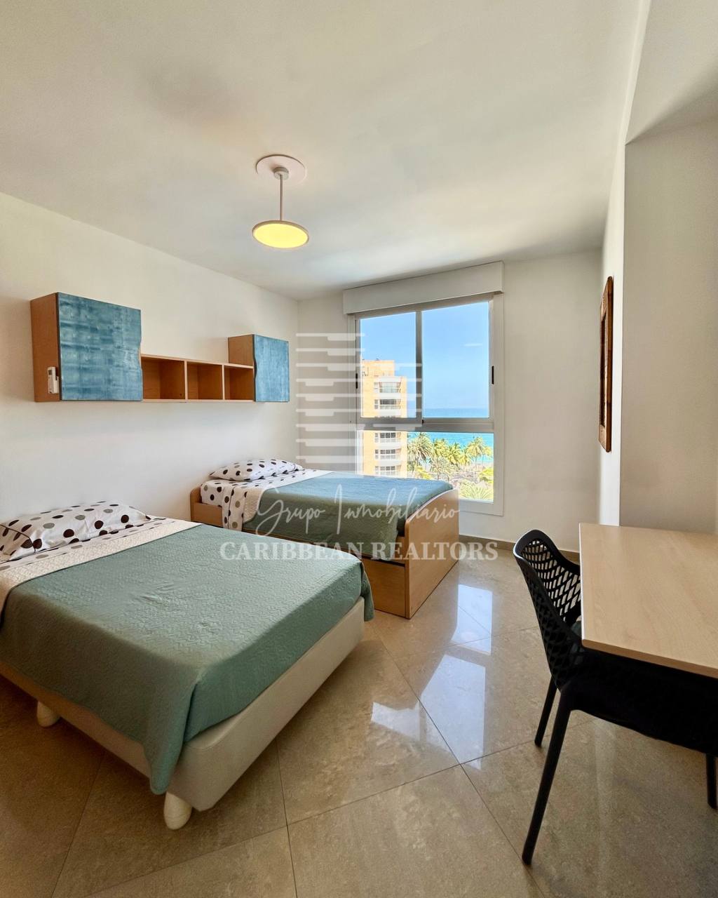 EN VENTA APARTAMENTO CON PRECIOSA VISTA AL MAR EL CONJ RESD BLUE BAY SUITE. PLAYA MORENO. PAMPATAR.