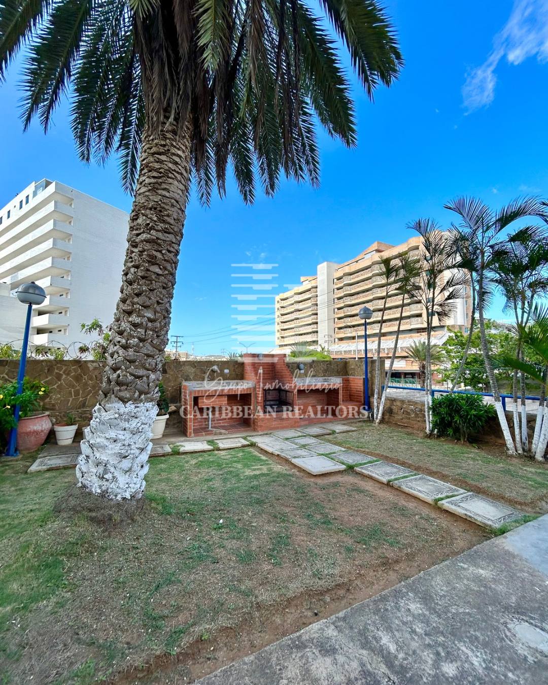 EN VENTA APARTAMENTO EN EL CONJUNTO RESIDENCIAL MANSION CARIBE.  COSTA AZUL. 