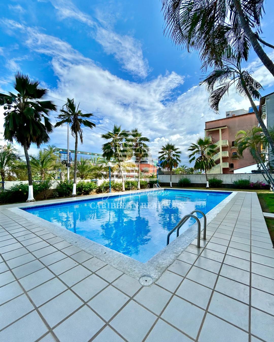 EN VENTA APARTAMENTO EN EL CONJUNTO RESIDENCIAL MANSION CARIBE.  COSTA AZUL. 