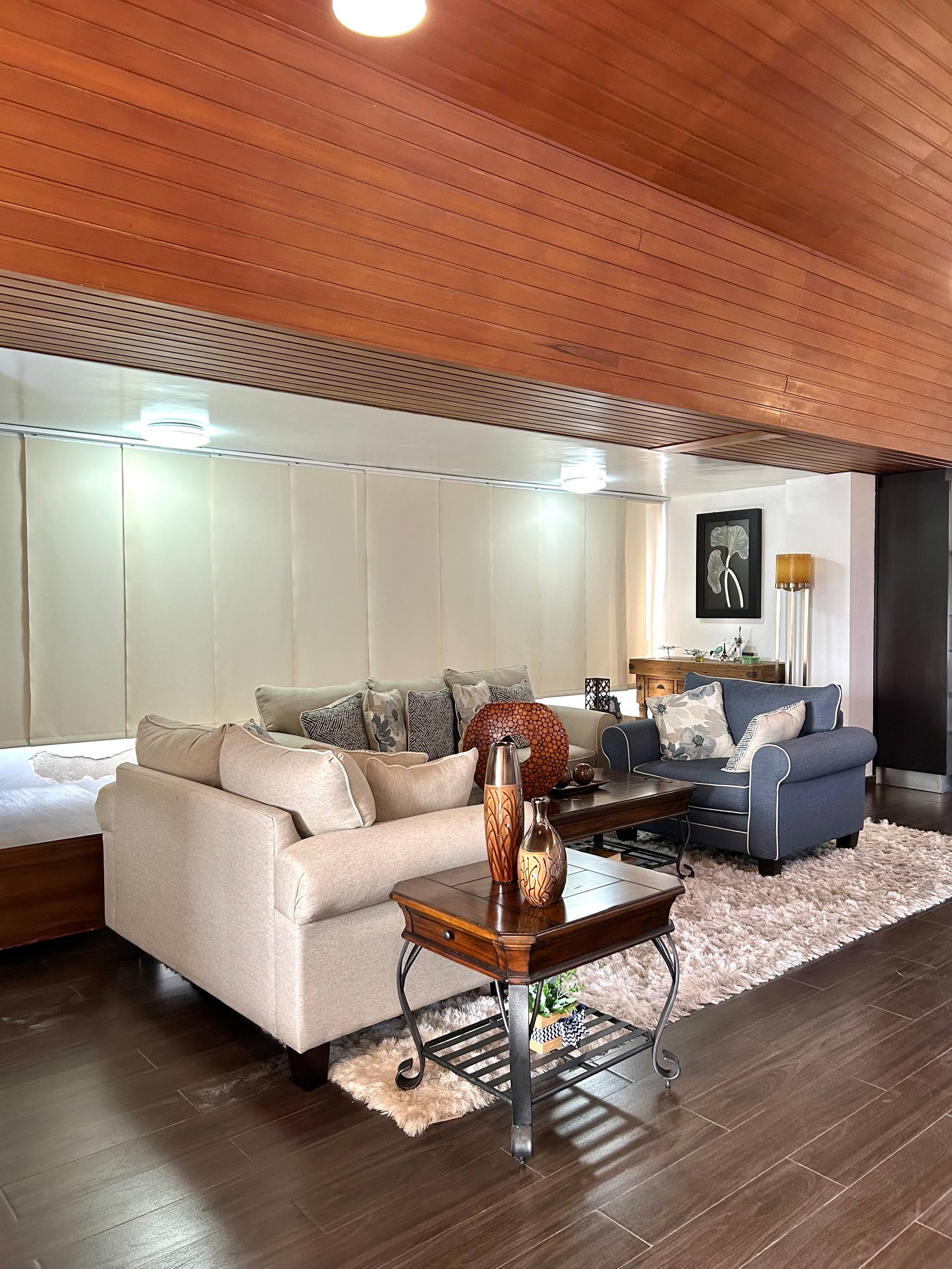 EN VENTA PENTHOUSE EN EL CONJUNTO RESIDENCIAL VENEZIA SUITES, AV. ALDONZA MANRIQUE.