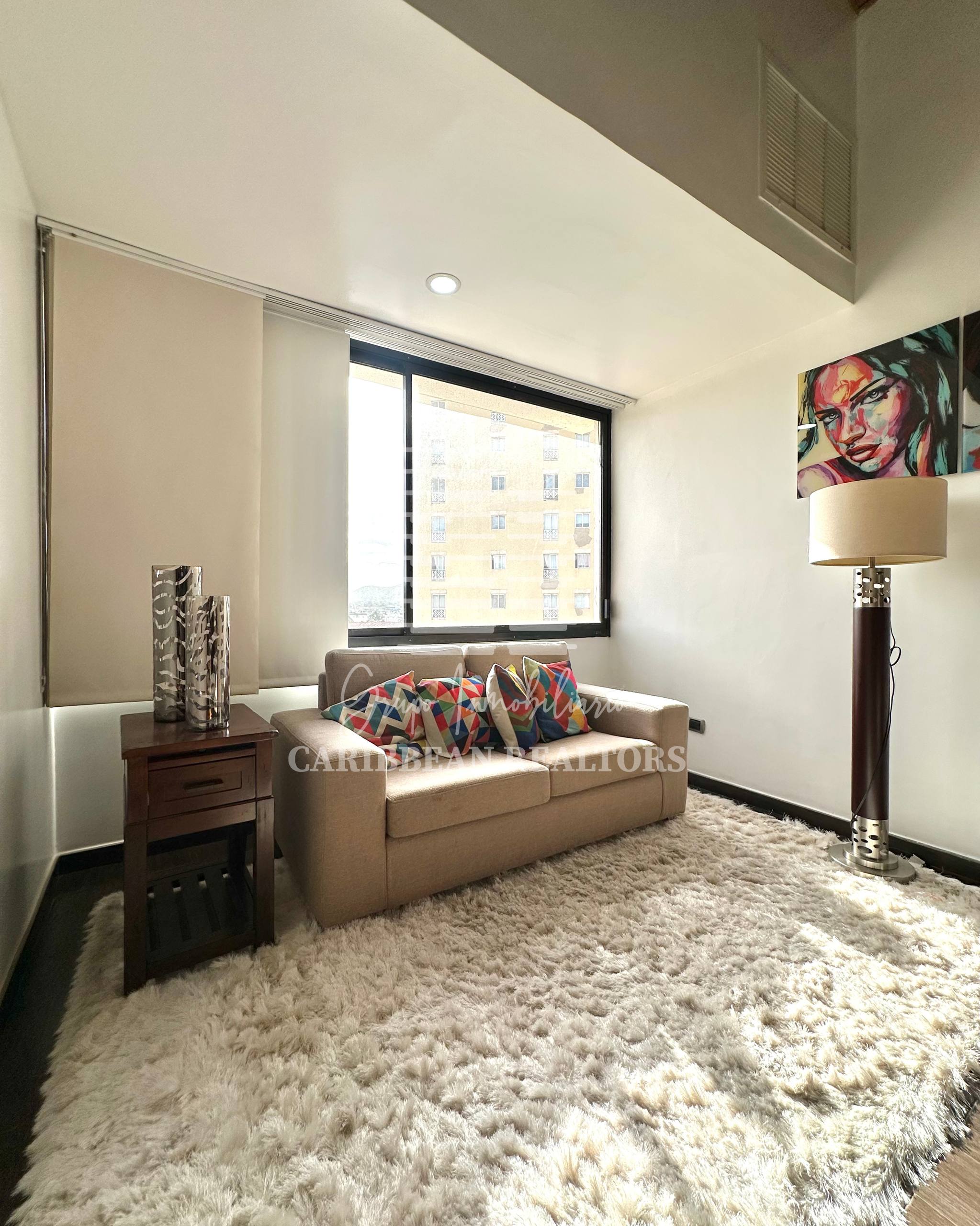 EN VENTA PENTHOUSE EN EL CONJUNTO RESIDENCIAL VENEZIA SUITES, AV. ALDONZA MANRIQUE.