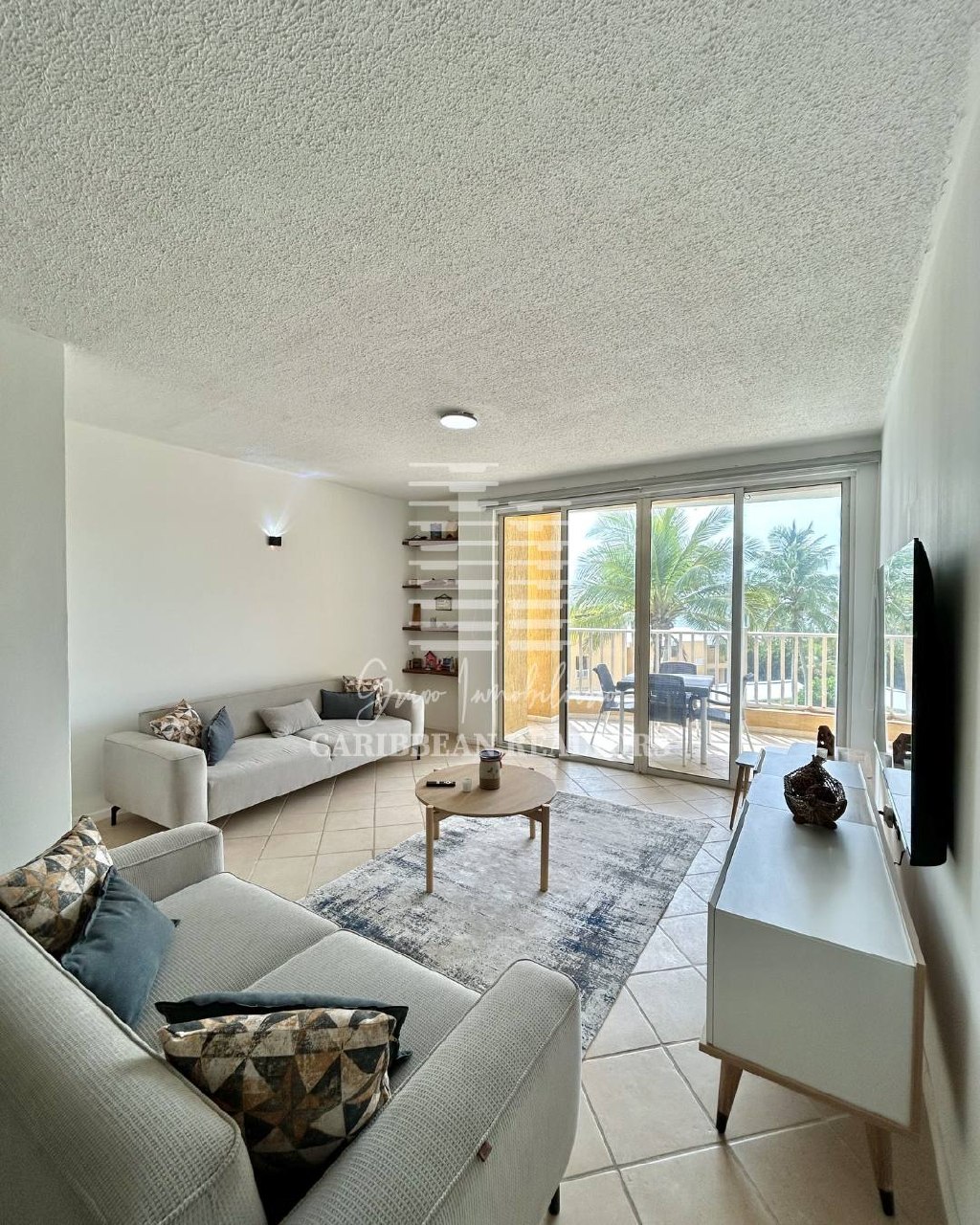 EN VENTA MODERNO APARTAMENTO CON ACCESO A PLAYA PARGUITO EN EL CONJUNTO RESIDENCIAL TERRAZAS DE CIMARRON. 