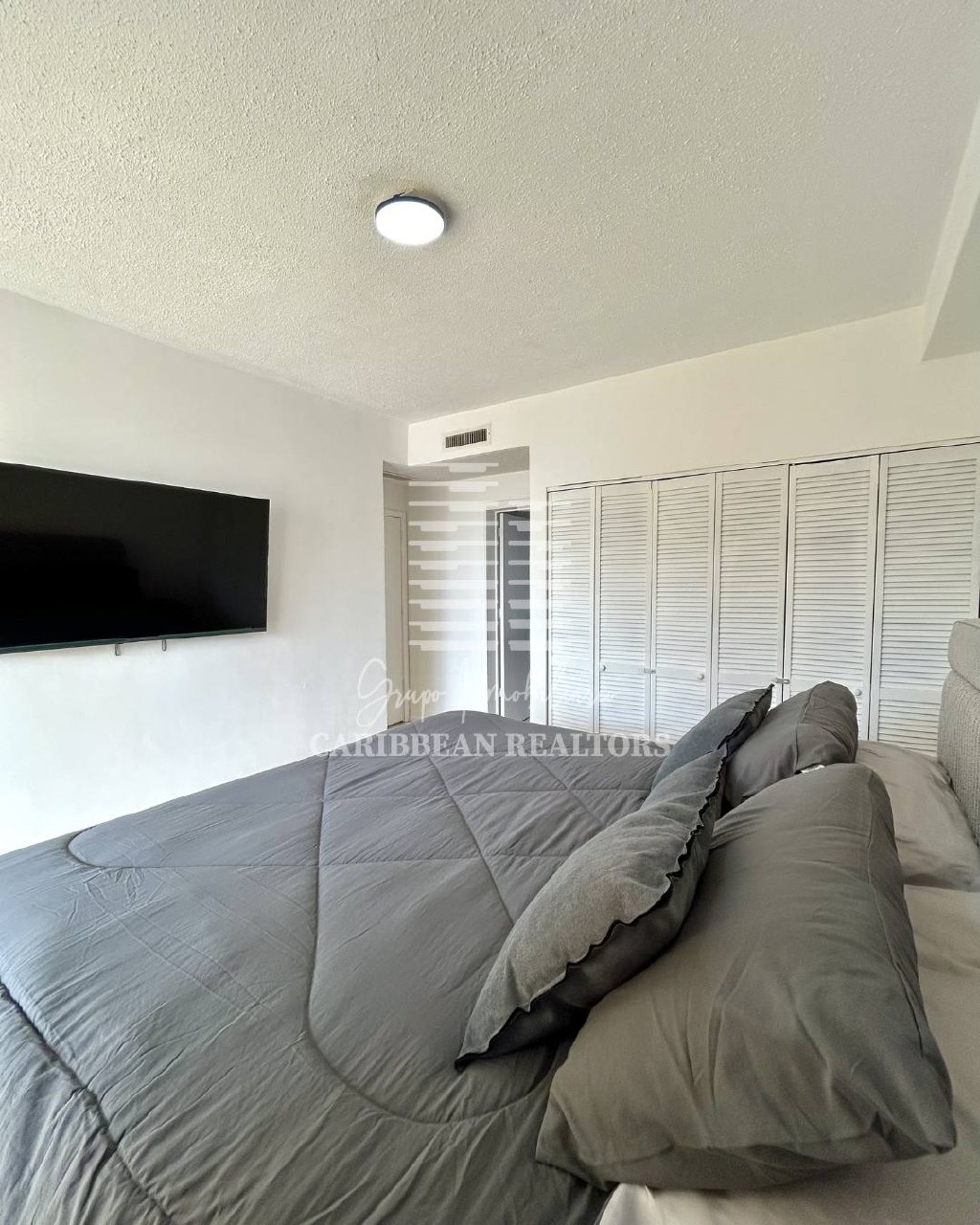 EN VENTA MODERNO APARTAMENTO CON ACCESO A PLAYA PARGUITO EN EL CONJUNTO RESIDENCIAL TERRAZAS DE CIMARRON. 