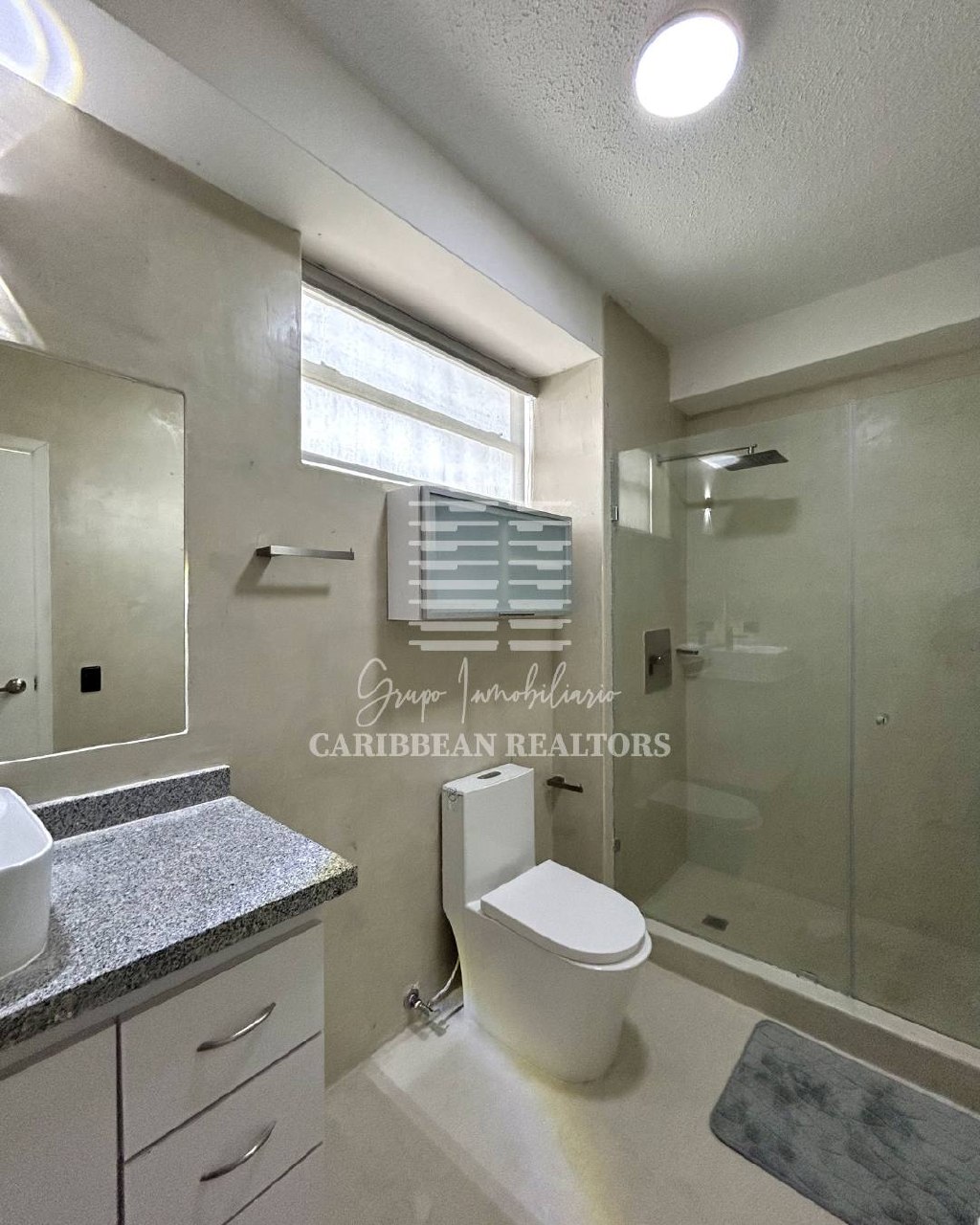 EN VENTA MODERNO APARTAMENTO CON ACCESO A PLAYA PARGUITO EN EL CONJUNTO RESIDENCIAL TERRAZAS DE CIMARRON. 