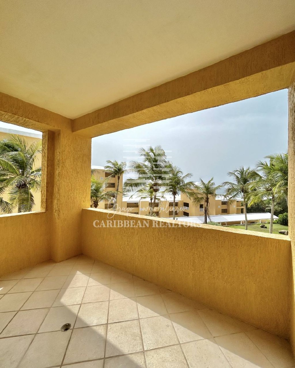 EN VENTA MODERNO APARTAMENTO CON ACCESO A PLAYA PARGUITO EN EL CONJUNTO RESIDENCIAL TERRAZAS DE CIMARRON. 