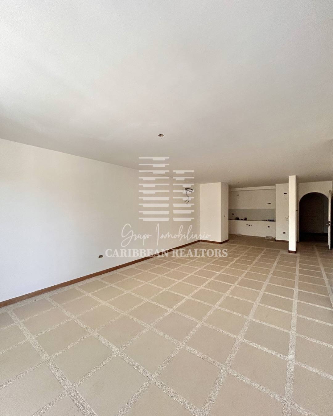 EN VENTA APARATAMENTO EN OBRA BLANCA CERCA DE PLAYA EL AGUA, EN EL CONJUNTO RESIDENCIAL LAS OLAS.