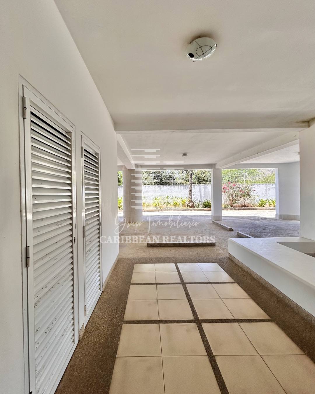 EN VENTA APARATAMENTO EN OBRA BLANCA CERCA DE PLAYA EL AGUA, EN EL CONJUNTO RESIDENCIAL LAS OLAS.