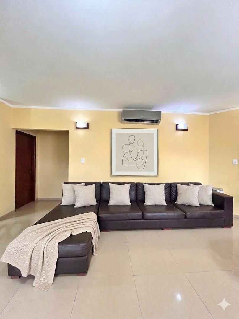 EN VENTA DOS TOWNHOSES EN LA ZONA RESIDENCIAL DE EL YAQUE. 
